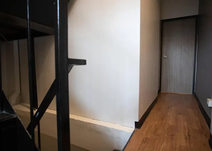 U3 Large 2 Bedroom Full Kitchen Near Bts Udomsuk Apartment *