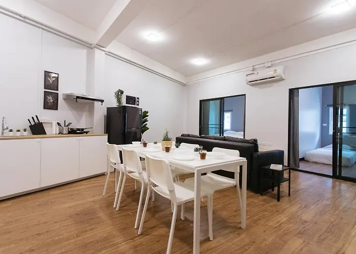 U3 Large 2 Bedroom Full Kitchen Near Bts Udomsuk Apartment Bangkok